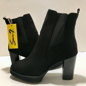 7 Seven Munich lug booties, women’s size 11 Black NWT Manmade materials heels 4”